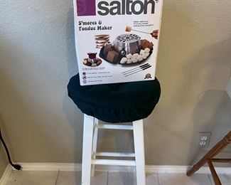 Stool, Smores Maker