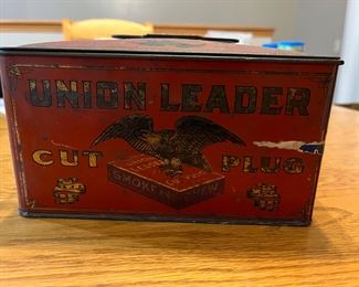 Antique Union leader cut plug tobacco tin 