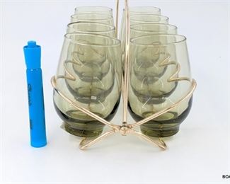 Drinkware tray
