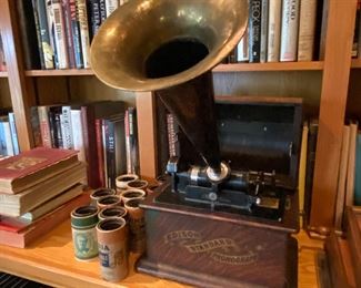 Edison Standard Phonograph with cylinders- working