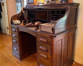 Beautiful rolltop desk