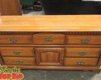 Bassett 7Drawer Dresser 1Door Storage with Attached Mirror