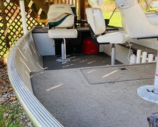 2002 14 ft. Lowe Sea Nymph V with Yamaha 4 Stroke, 25HP outboard, 3 seats, trolling motor, trailer, with titles. 