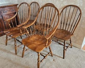 L2.  $600.00. Lot/5 Windsor chairs. Spindle back with saddle style seats.  chairs. 3 side chairs and 2 host chairs.  Maple.  Maker:   Ethan Allen 40" x 24 5" x 24" 
