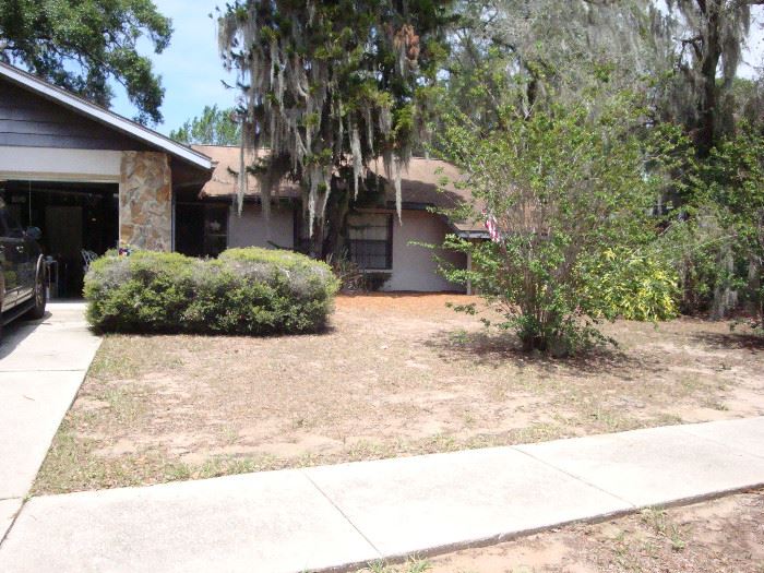 ANGELL ESTATE SALES in Valrico, FL starts on 4/21/2023