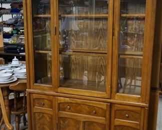 GLASS CHINA HUTCH