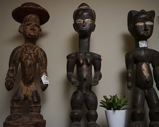 AFRICAN CARVED  STATUES