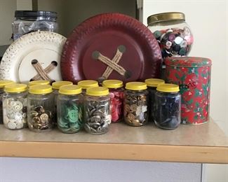 VINTAGE BUTTONS UPON BUTTONS