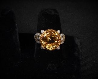 34: Estate 10K Gold Citrine & Diamond Ring