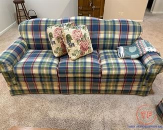 KING HICKORY FURNITURE Plaid Sofa