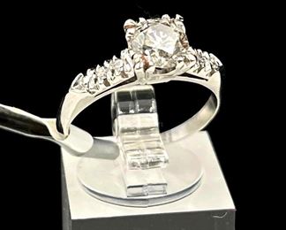 Diamond ring jewelry