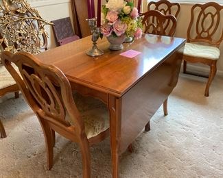 VINTAGE MAPLE DROPLEAF. SIX CHAIRS TWO LEAVES