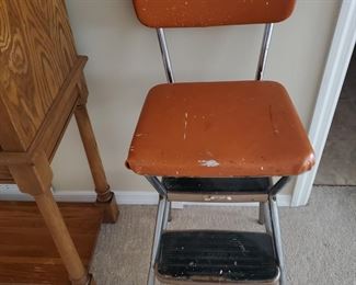 40's step stool