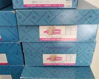 Numerous Alexander dolls....