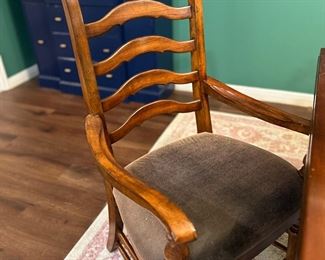 Captain's chair that goes with dining table