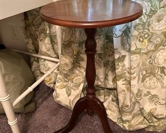 Small accent table