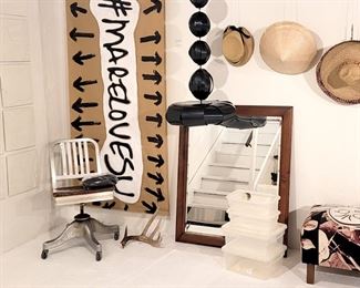 Functional, Artistic and LIKE NEW