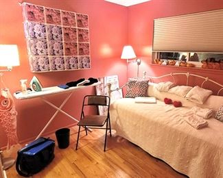 Charming Bedroom Furniture, Art and More