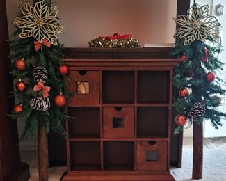 Gorgeous Solid Wood 9 Cube Display Case for Hanging or Standing 23 1/4" X 23 1/4"