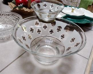 MCM Fleur-de-lis Chip & Dip Bowls