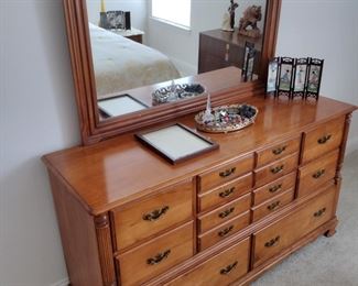 Ballman-Cummings Maple Dresser w/ Mirror