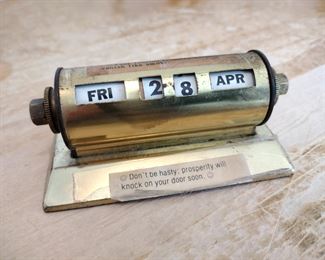 Perpeutal Desktop Rolling Calendar