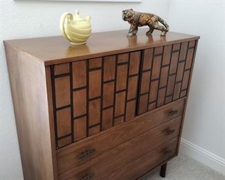 MCM Bassett Highboy Dresser