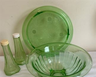 1930 Depression Green Uranium Glass Shakers / Salt Pepper, Jeanette Green Daisy Pattern 10 Glass Cake Plate, Hazel Atlas Pillar Optic Ribbed Uranium Bowl With Square Base - 
