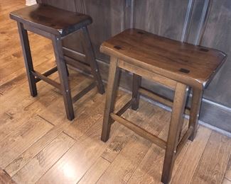 Saddle stools