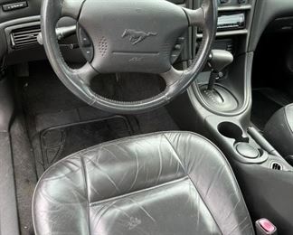 63 2000 Ford Mustang Dashboardmin