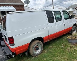 63 2002 Ford Econoline 250 Starboardmin