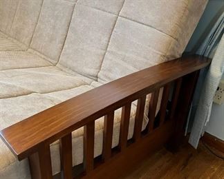 63 Mission Futon Detailmin