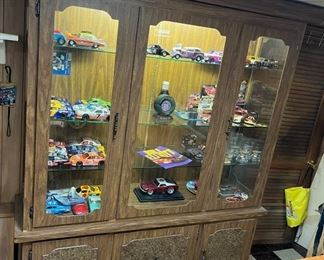 63 Retro Curio China Cabinetmin