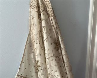 Gorgeous Christmas tree Skirt