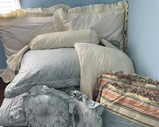 KING Ensemble (custom)- Comforter, 2 King shams, 2 Euro shams, 4 throw pillows,  Round/oblong pillow, dust ruffle