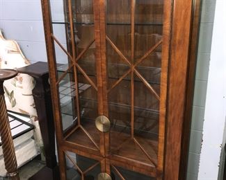 cabinet Orlando Estate Auction