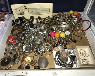 costume jewelry Orlando Estate Auction