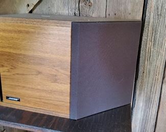 Vintage Bose 2.2 Direct Reflecting Wood Angled Bookshelf Speakers (have both left & right)