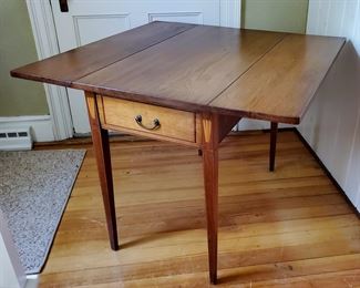 Drop leaf table w/ drawer and inlay detail