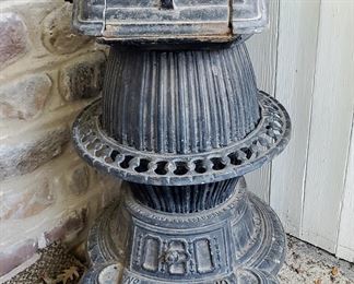 Keeley Stove Co., of Columbia, PA No Belle 10 Pot Belly Stove