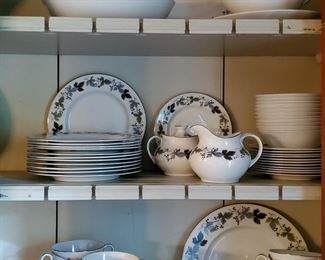 Royal Doulton Burgundy 6 Piece Serving for 10