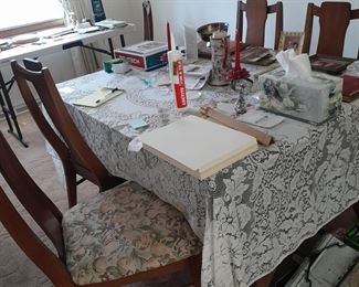 Matching dining table and 6 chairs