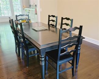 Black Diningroom Table 