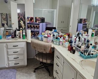 All kinds of bathroom stuff