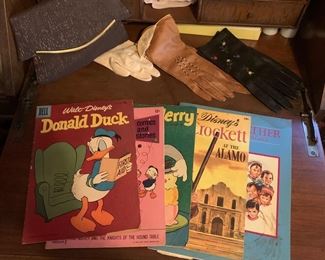 Vintage Walt Disney Books: Donald Duck, Huey, Dewey, and Louie Duck, Davy Crockett at The Alamo, Tom and Jerry, etc...
