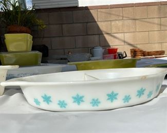Vintage Pyrex Snowflakes Turquoise on White