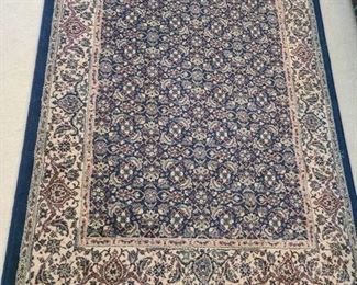 Area rug 44 x 60