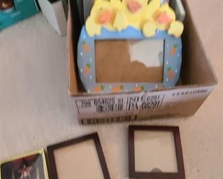 Picture frames mostly 4x6 and 5x7