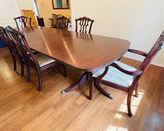 2_____$1,795
Mahogany double pedestal table 68Lx44Wx30T with 3 leaves 16""EACH"		
Henkell & Harris 2 Armchairs & 4 chairs mahogany 