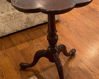 6_____$90 	
Small scallopped mahogany table 17x14	